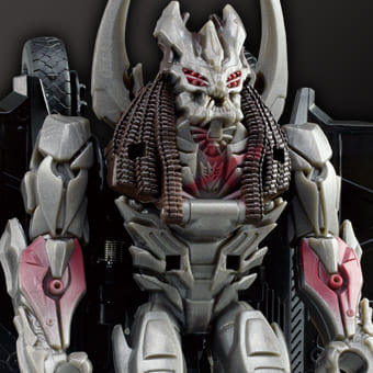 TLK-18スピードチェンジ　ディセプティコン　バーサーカー